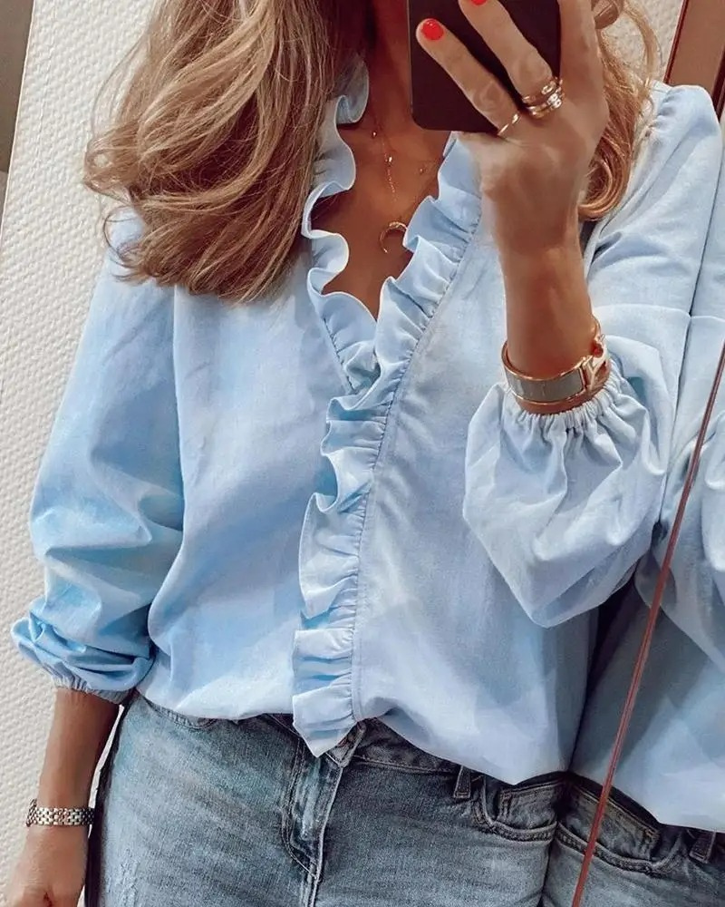 Blød og alsidig kvinders bluse – V-hals med ruffles, bomuld, til kontor og fritid 4