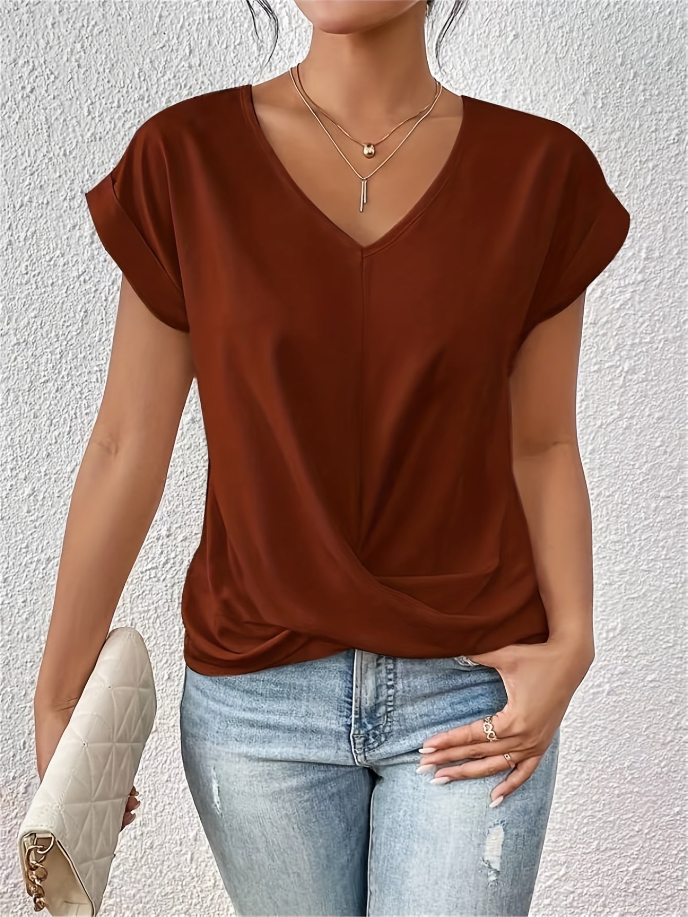 Variant image for Åndbar kvinders t-shirt – hjerteudskæring, blødt materiale, til daglig brug-28