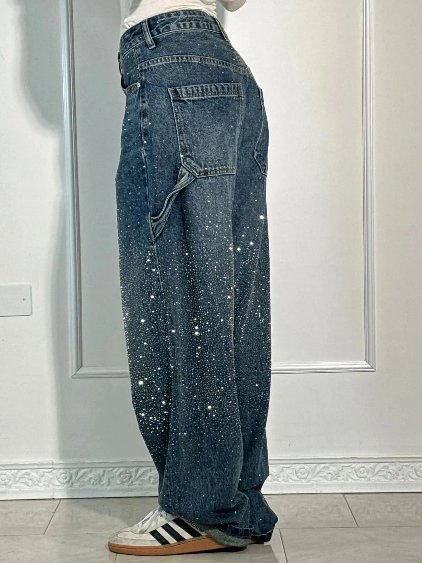 Afslappede Jeans med Strass og Klassisk Fem-Pocket Design 4