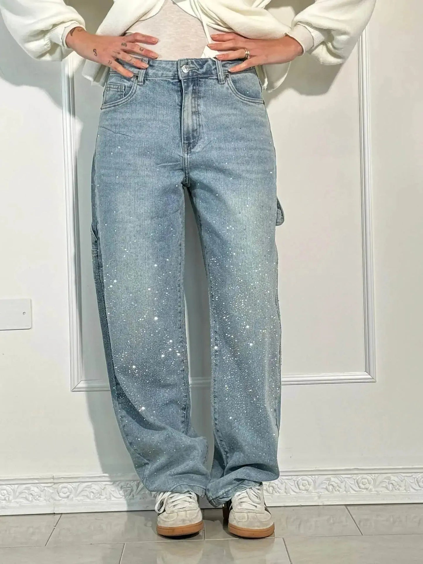Afslappede Jeans med Strass og Klassisk Fem-Pocket Design 8