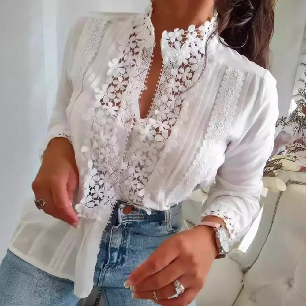Flatterende kvinders bluse – blomstermønster med blonder, holdbart materiale, til festlige lejligheder 4