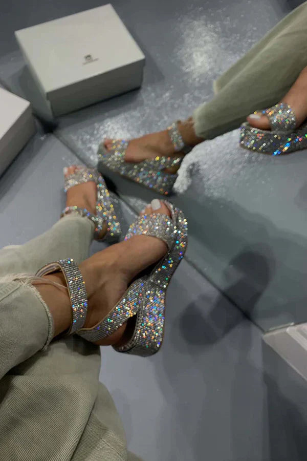 Elegante High Heel Sandaler med Glitzerriemer til Sommerlige Anledninger 2
