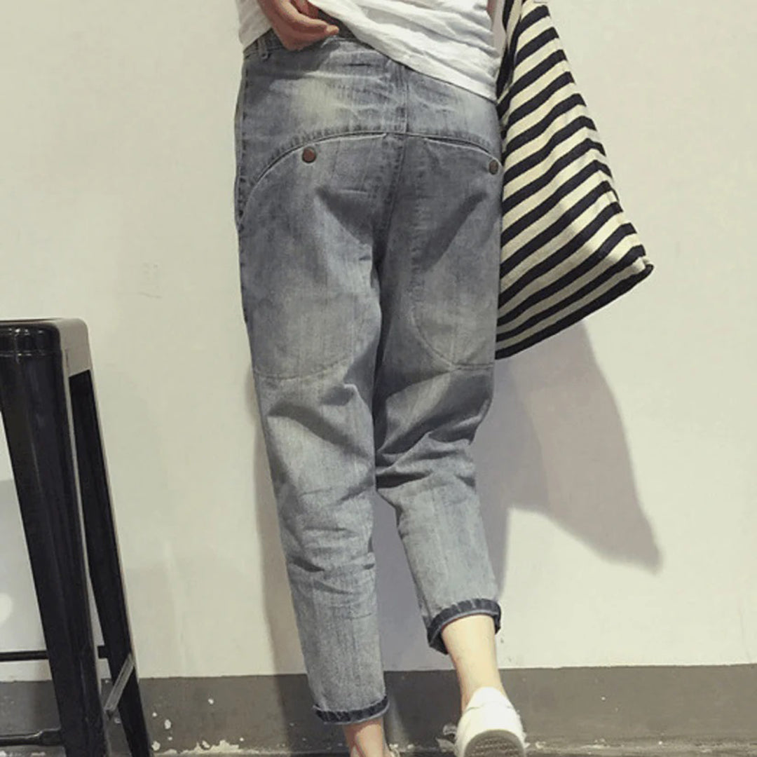 Komfortable Damejeans i Holdbart Materiale med Alsidigt Design og Let Pleje til Fritid og Hverdag 3
