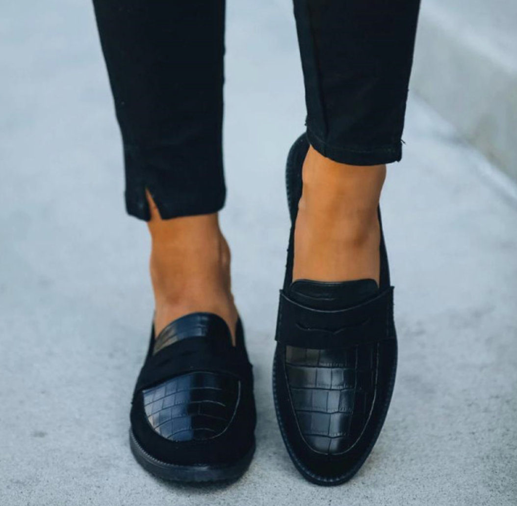 Komfortable Damenslipper med Polstrede Indersåler og Slip-On Design til Forår og Sommer 3