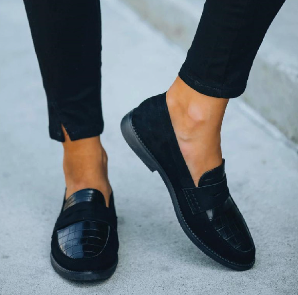 Komfortable Damenslipper med Polstrede Indersåler og Slip-On Design til Forår og Sommer 4