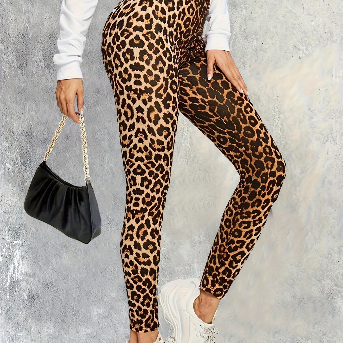 Leggings Dame med Leopardskindsdesign i Strækstof til Træning og Fritid, Behagelig og Holdbar 1