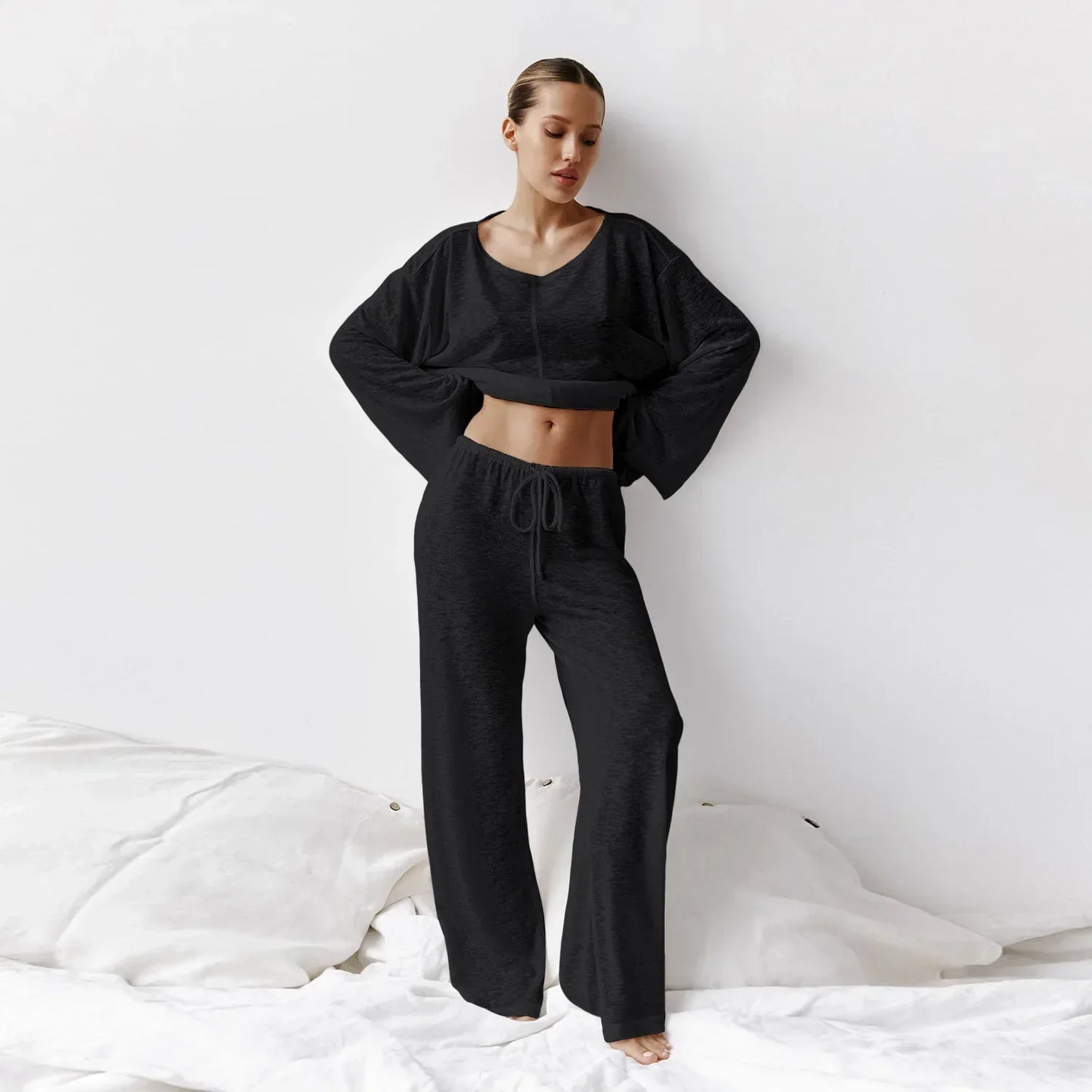 Blødt og letvægts kvinders loungewear sæt – rund hals og ankelbukser, åndbart, til afslapning 5