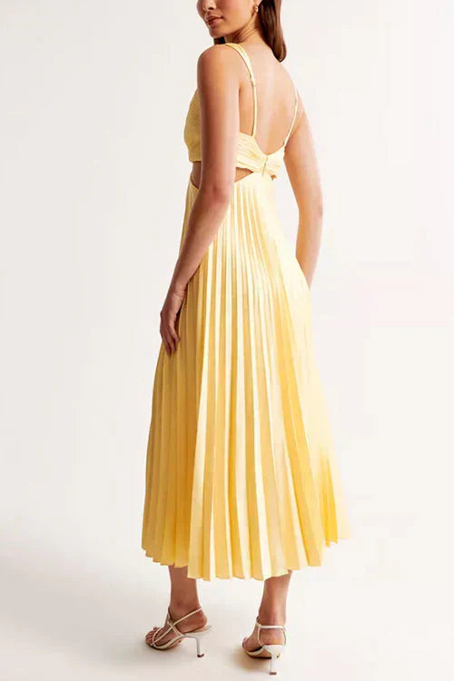 Elegant Plisseret Satin Aftenkjole Med Dyb V-Halsudskæring-3