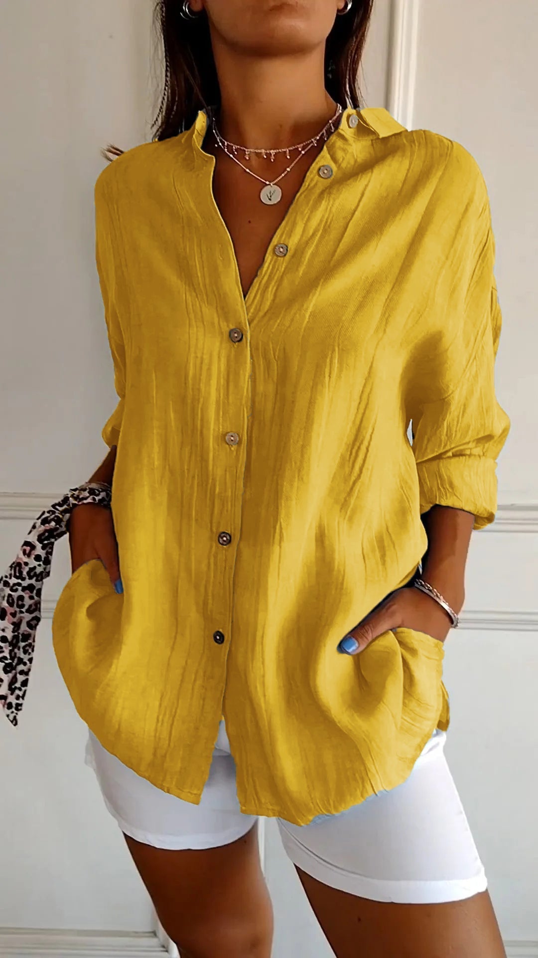 Flatterende dameskjortebluse – elegant snit, premium materiale, til kontor og fritid 6
