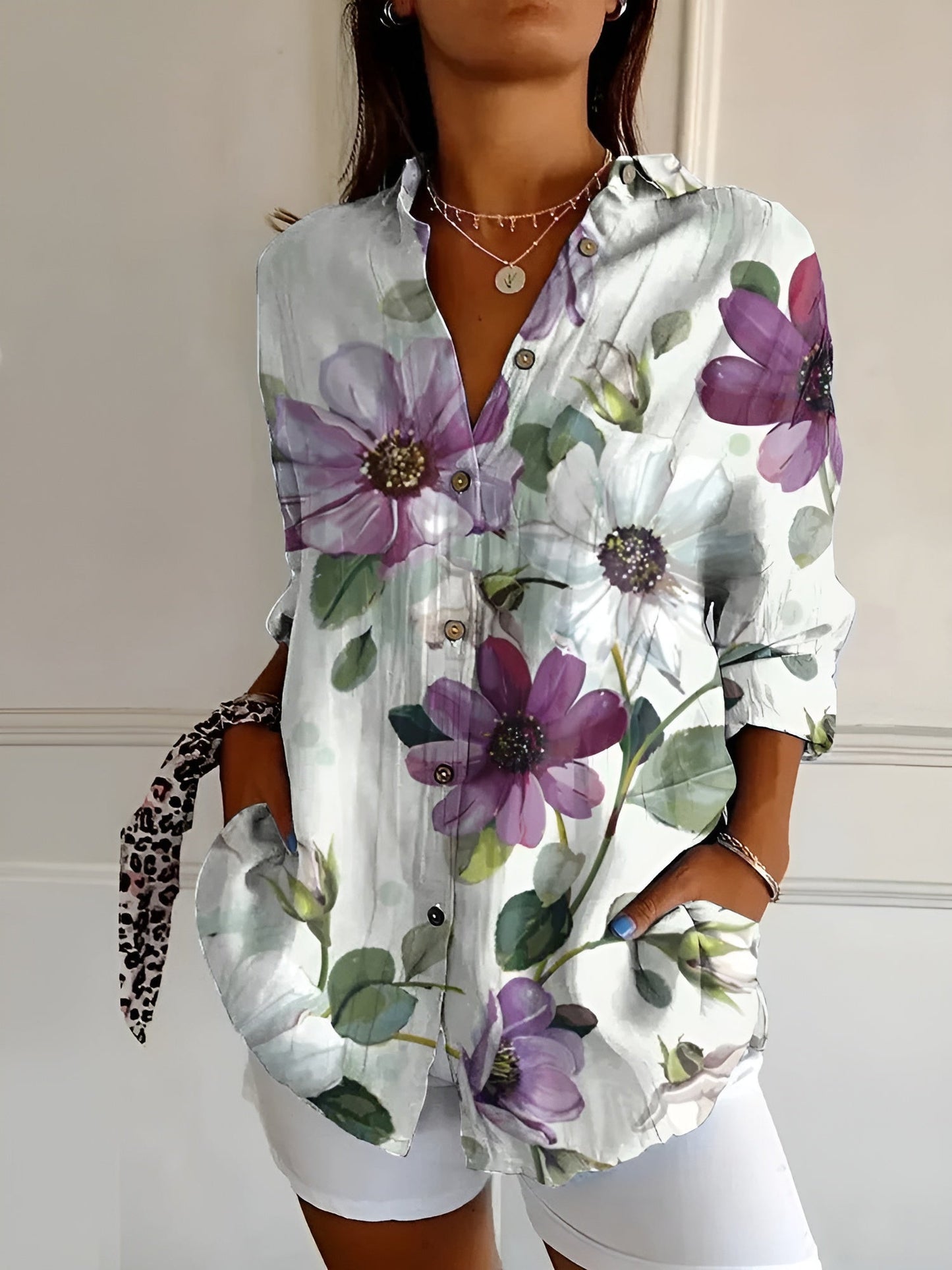 Variant image for Letvægts og alsidig kvinders blomsterbluse – afslappet pasform, åndbart materiale, til hverdag og arbejde-51