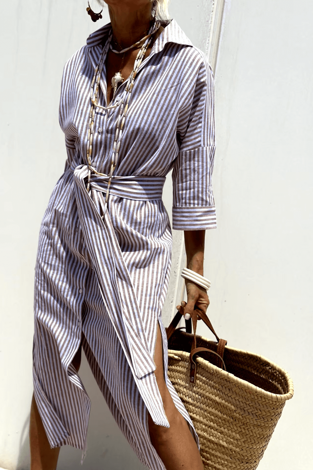 https://cdn.shopify.com/s/files/1/0657/5138/4294/files/vestido_midi_listrado_vestido_camisa_midi_vestido_midi_vestido_camisa_6_3acfb246-3a6e-4624-a7b7-1292cc562566.png?v=1745598366