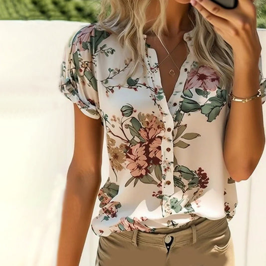 Letvægtig og flatterende skjortebluse dame – kortærmet blomsterdesign, bomuldsblanding, til forår og sommer 1
