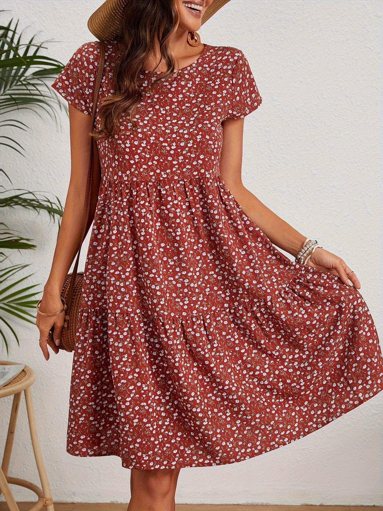 Vintage Blomster Bryllupsgæstekjole Med Cirkulær Halsudskæring Og Korte Ærmer-4