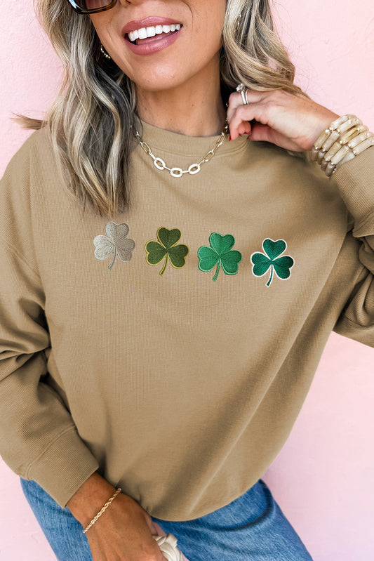 Komfortabel women’s khaki sweatshirt – embroidered clover design, soft material, for St. Patrick's Day 1