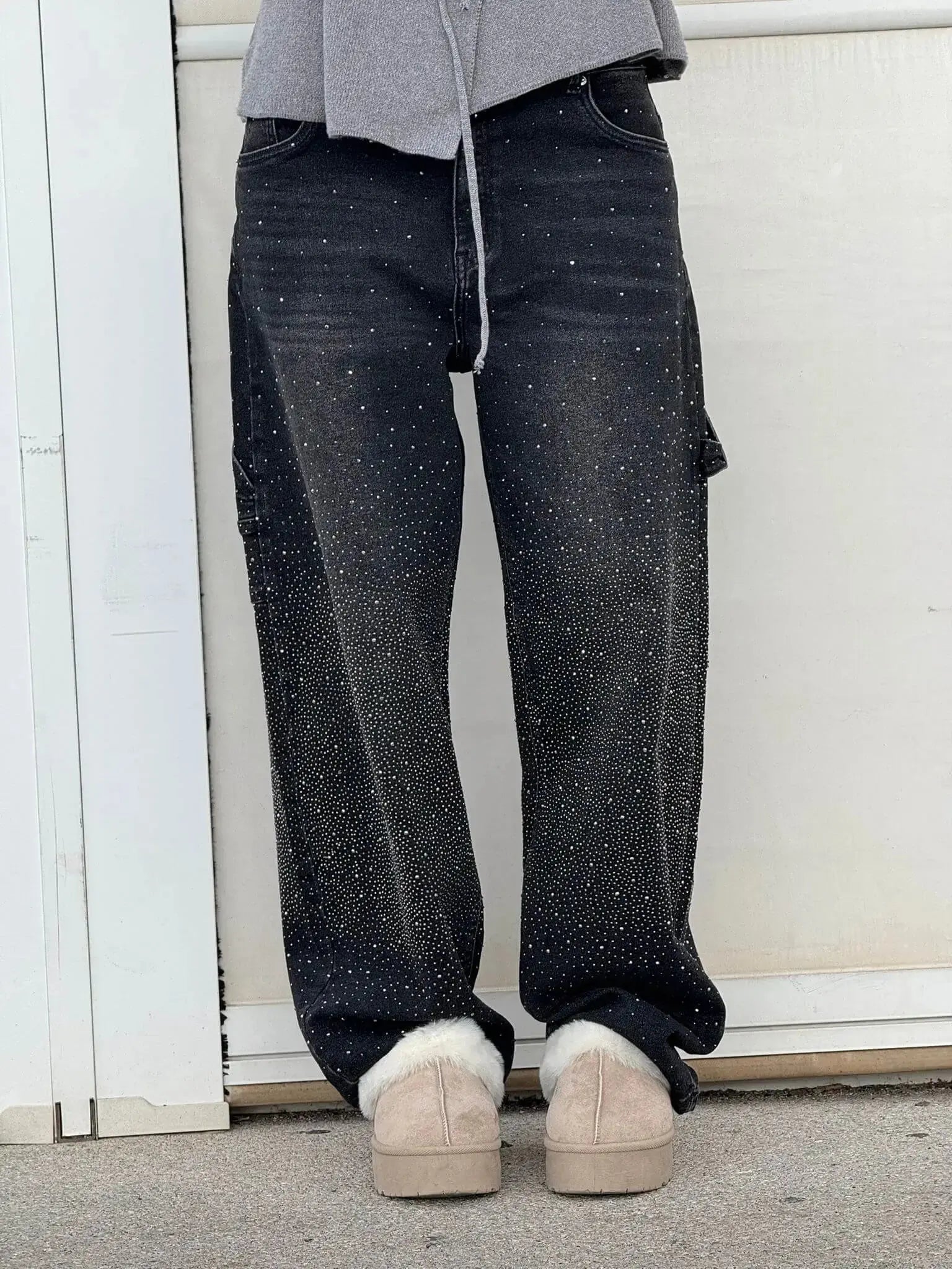 Afslappede Jeans med Strass og Klassisk Fem-Pocket Design 6
