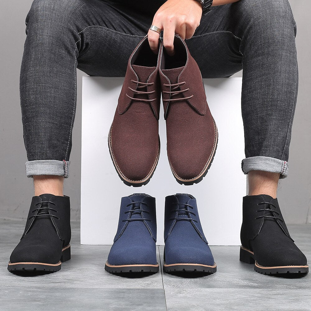 Ankelstøvler i Ruskind til Mænd med Komfortabel Slip-on Design og Holdbar Kvalitet 2