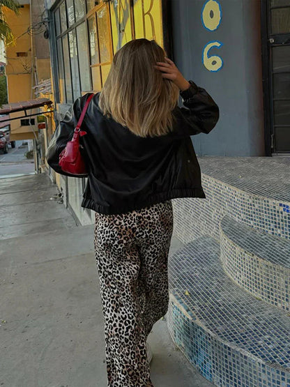 Bredbenede Bukser med Leopardenmønster til Dame, Høj Talje og Behageligt Design 4