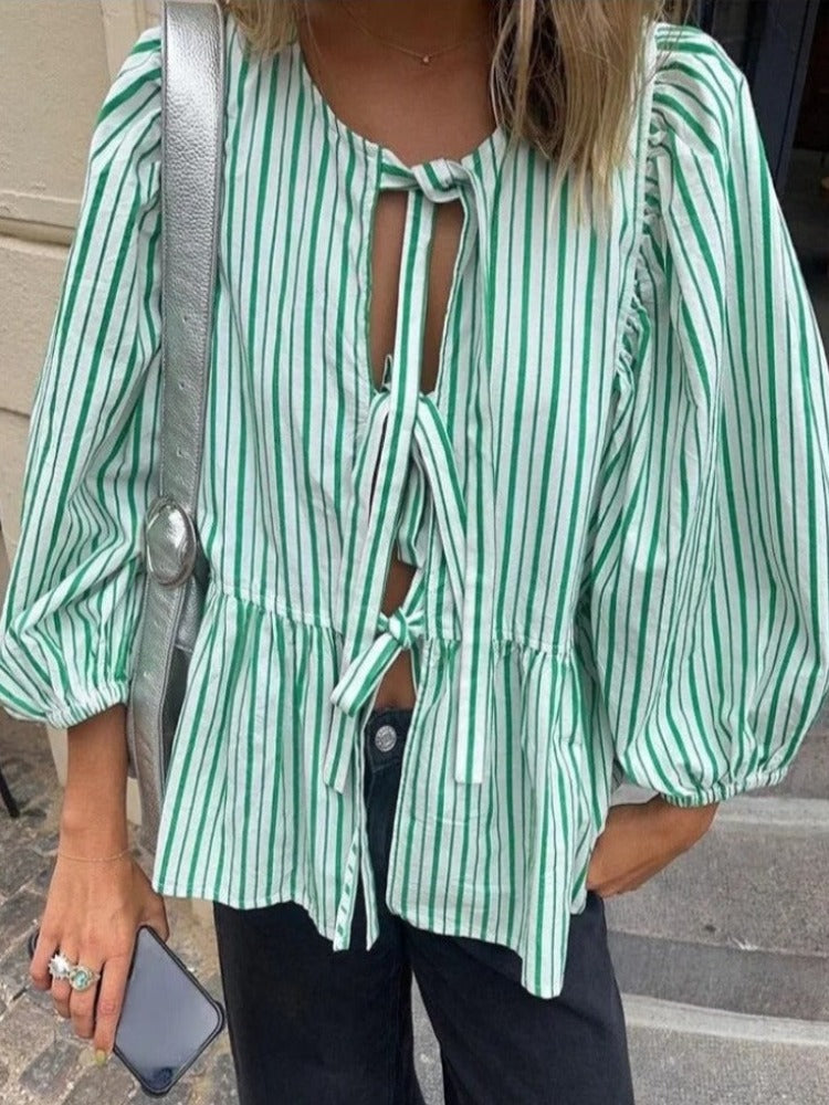 Letthæmmende kvinders top – stribet design, blødt materiale, til fest og hverdag 1