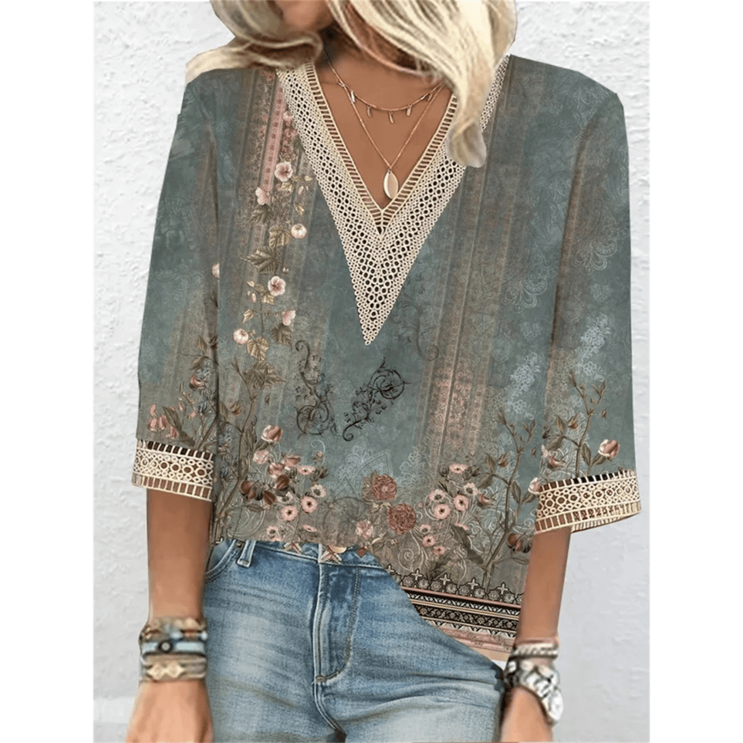 https://cdn.shopify.com/s/files/1/0889/3523/5913/files/blakely-v-hals-blouse-or-moeiteloze-stijl-and-veelzijdig-comfort-carla-moda-4_d81f7957-d8f0-43c0-a4fa-17321781ca51.png?v=1747518095